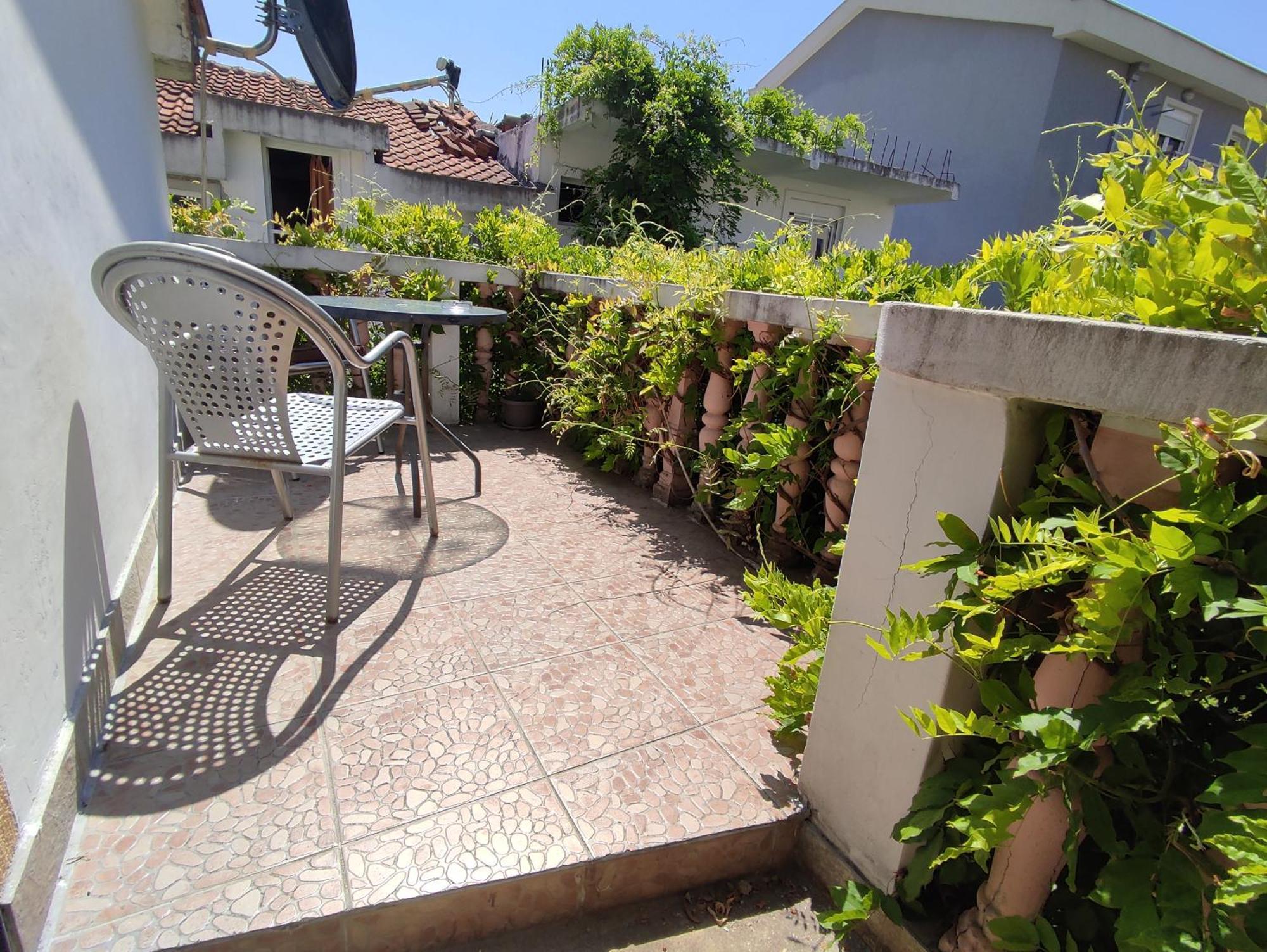 Vojinovic Apartments Budva Bilik gambar
